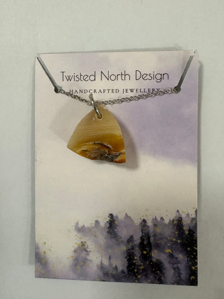 Twisted North Design