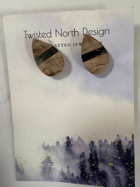 Twisted North Design